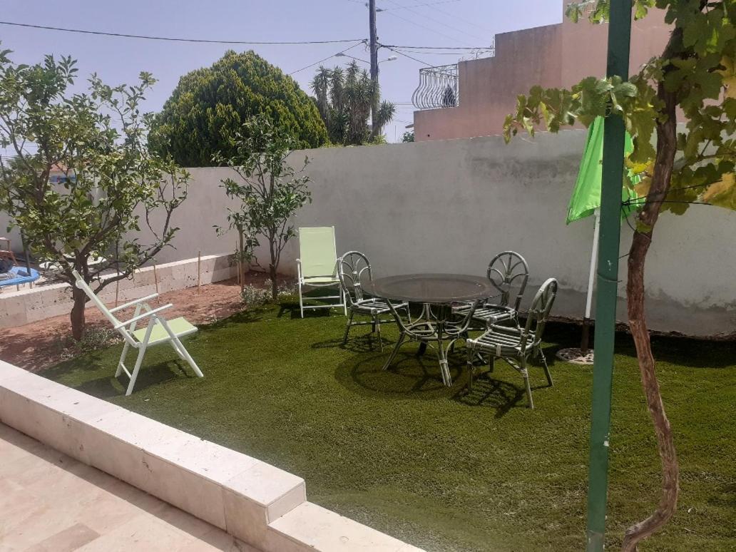 Almanarre Apartment Hyeres Bagian luar foto