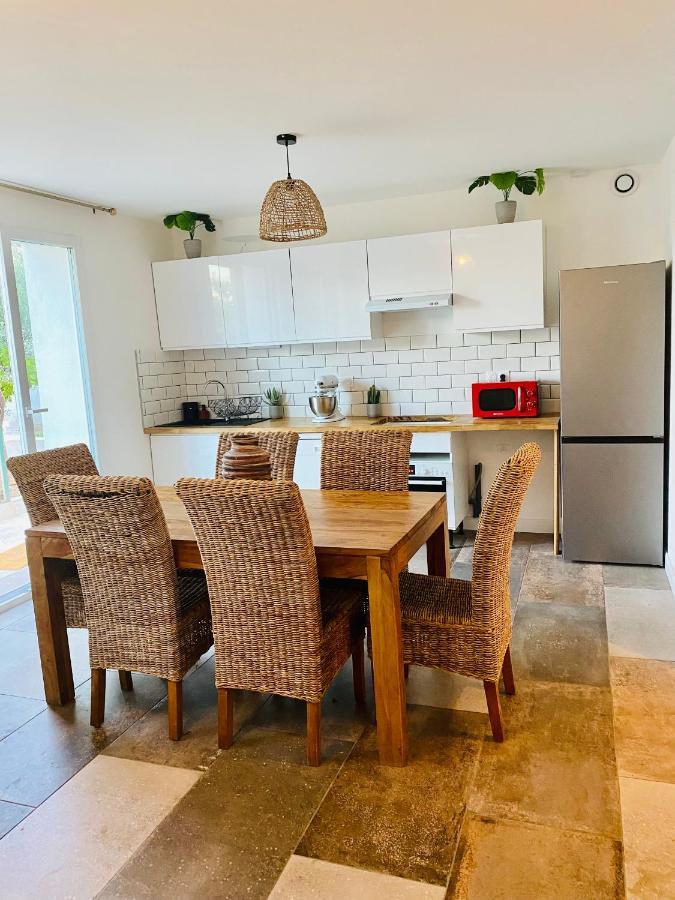 Almanarre Apartment Hyeres Bagian luar foto