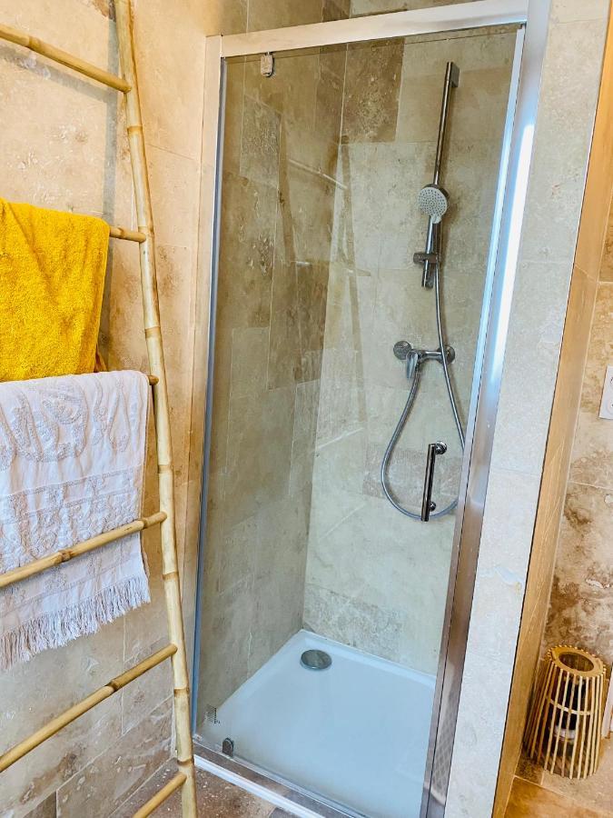 Almanarre Apartment Hyeres Bagian luar foto